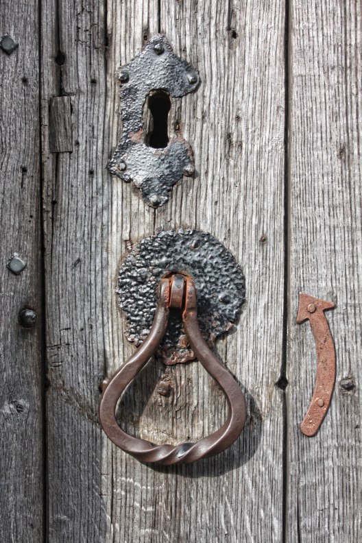 door-knocker